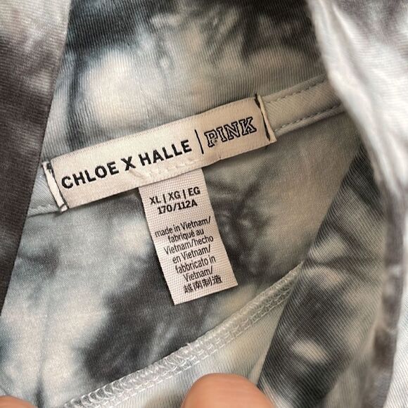 PINK Victorias Secret Chloe x Halle tie dye long sleeve crop top, size XL NWOT - Picture 3 of 4